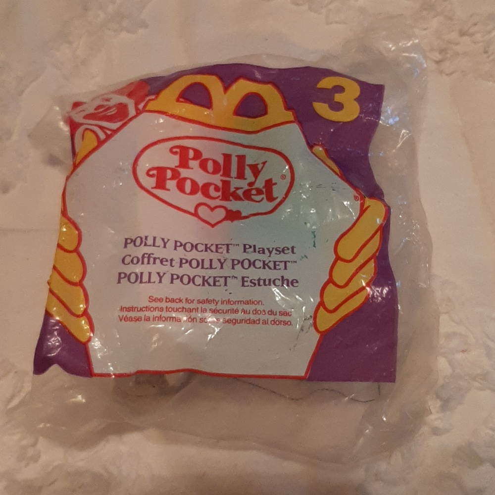 POLLY POCKET VINTAGE 1995 SKI CHALET MCDONALDS TOY